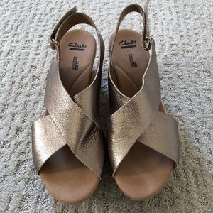 Clarks Collection (Super Soft) Metallic Wedges